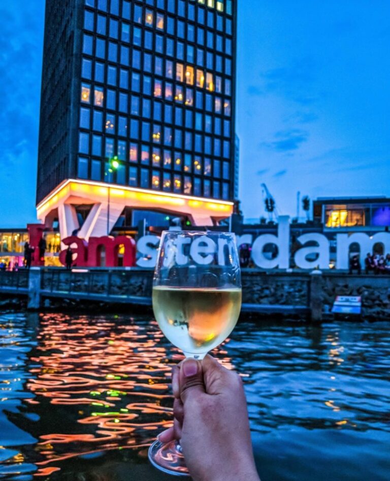 15 Must-Do Things In Amsterdam
