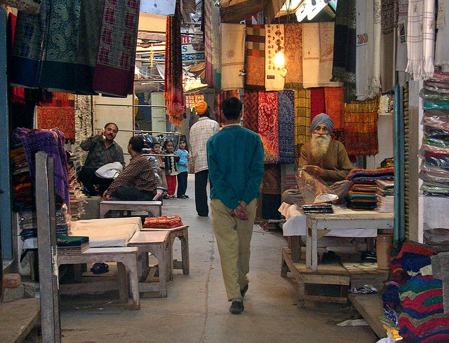Shopping in Amritsar - What and Where to Buy in Amritsar? 3