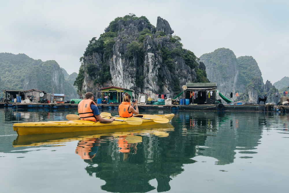 8 Things you should not miss in HaLong Bay, Vietnam 13