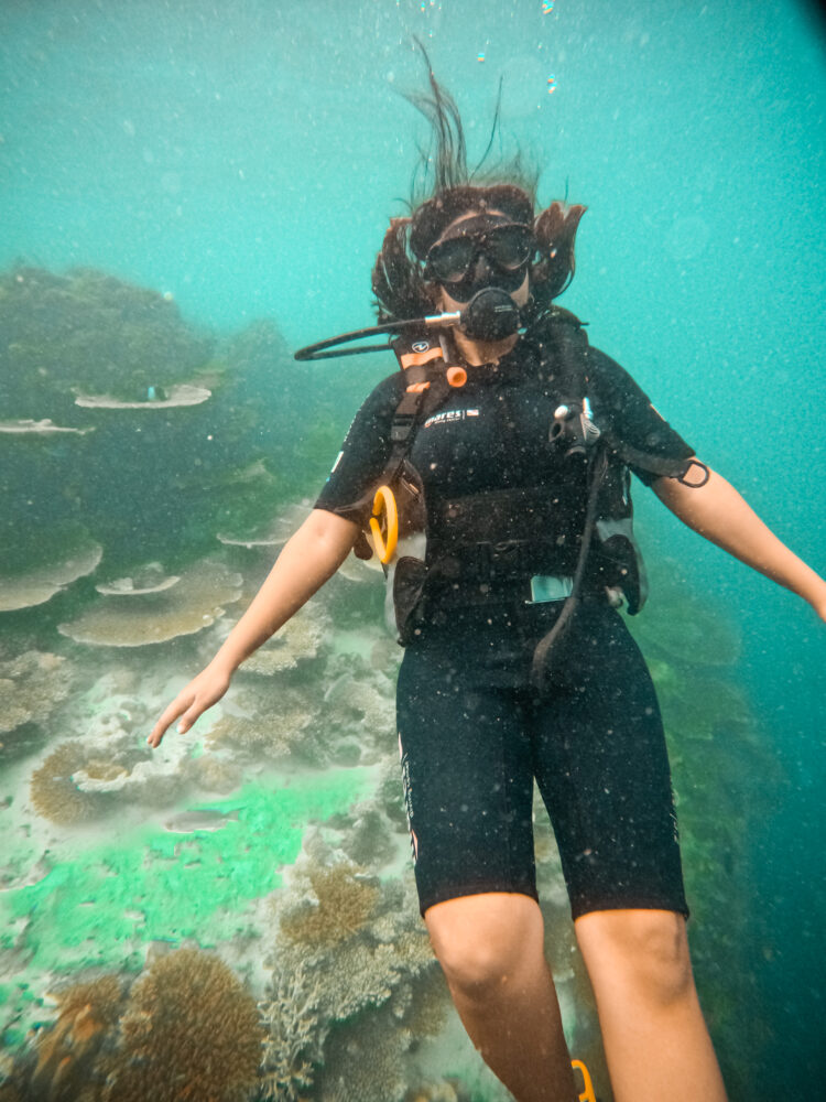 scuba diving in maldives
