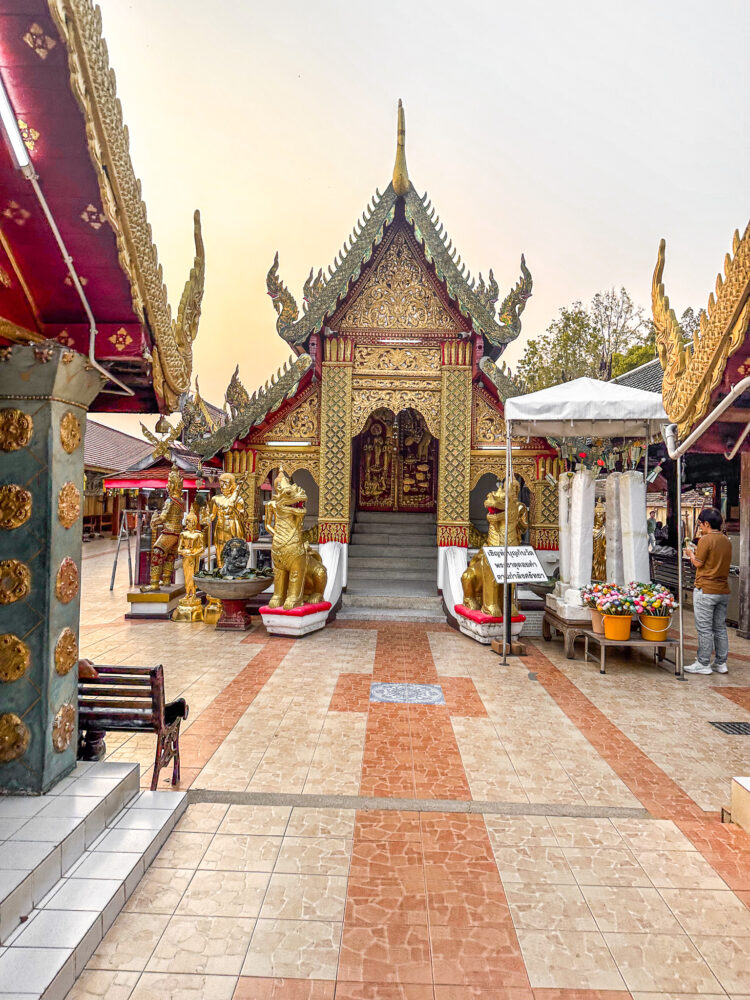 temple in chiang mai